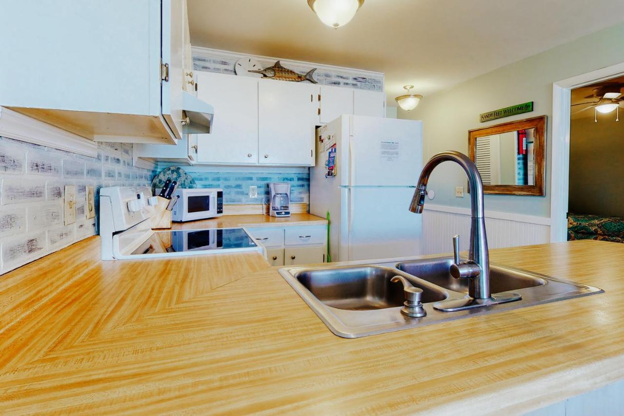 Ocean Retreat & Villas Myrtle Beach Bagian luar foto
